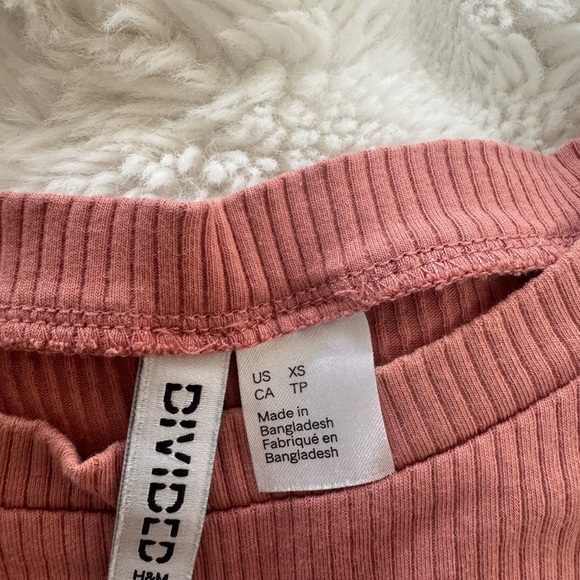 Divided coral ribbed crop-top - Picture 2 of 3